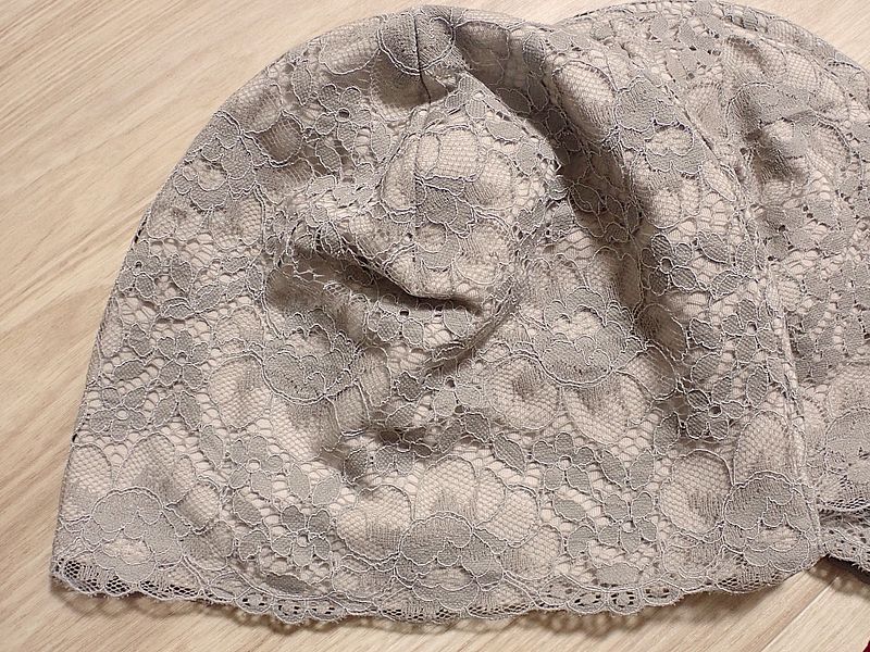 コードレースのケア帽子